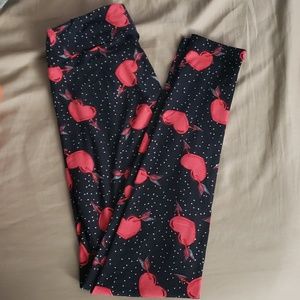 Lularoe Valentines Leggings